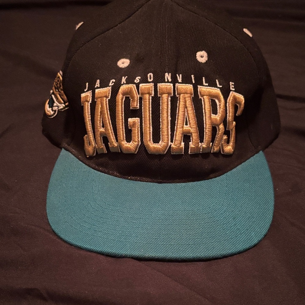 NFL Team Apparel Black Cap